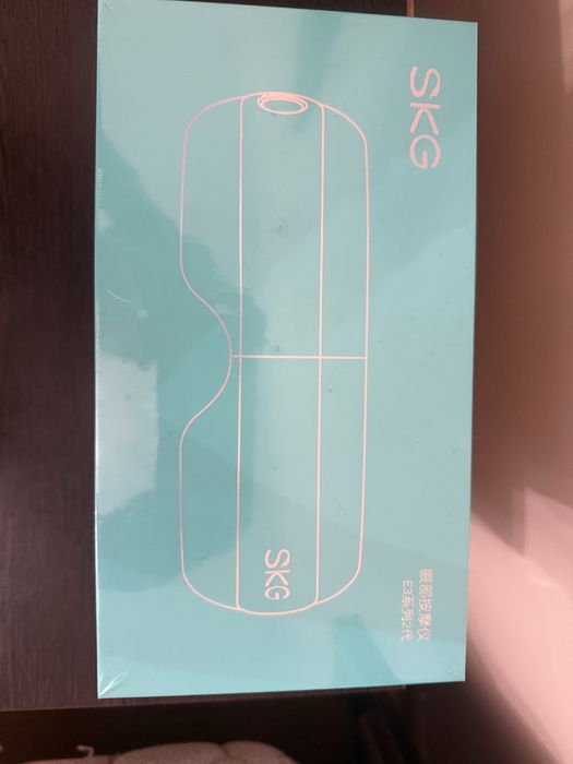 Массажер для глаз и лица НОВЫЙ