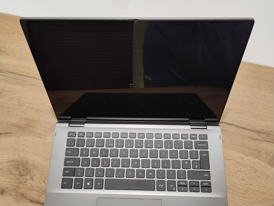 Dell Inspiron 5406 2в1 -i3-1115G4, 100% здраве на батерията