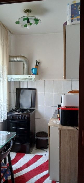 Vand garsoniera in Orsova etaj 3. 26000 euro.