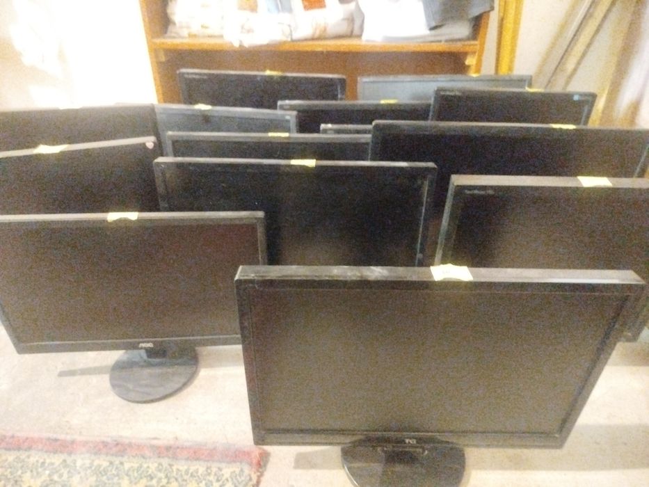 Продам мониторы б/у рабочие