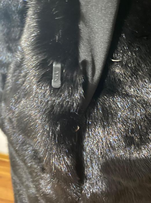 Продам норковую шубу