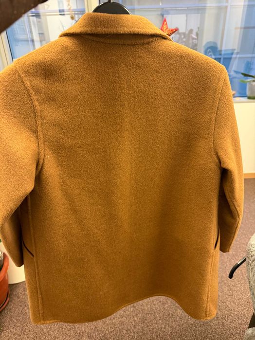 vand palton fetita Zara +bluza masura 134 in stare foarte buna