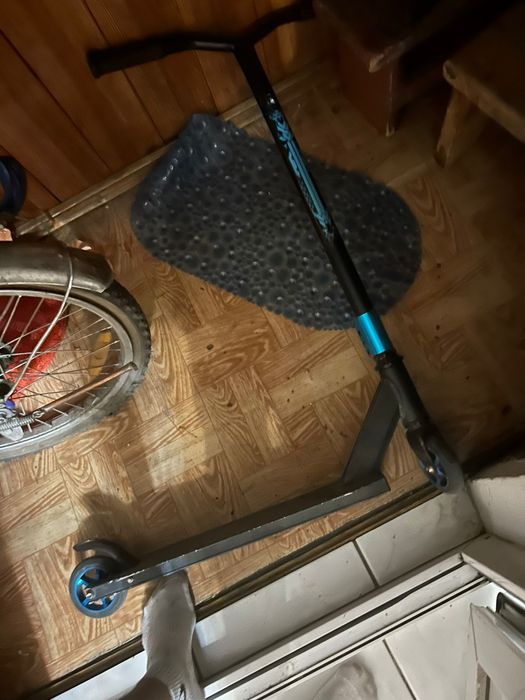 Продам велик и сомакат