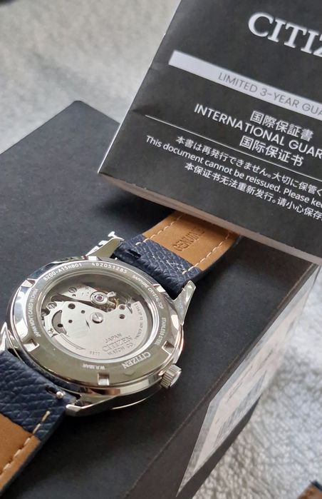 Ceas Citizen NY4050-11L-automatic,day-date,  mecanism Miyota 8200creat exclusiv pentru piața internă din Japonia (JDM).