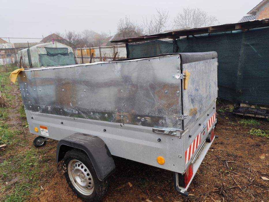 Remorca pe un ax  500kg