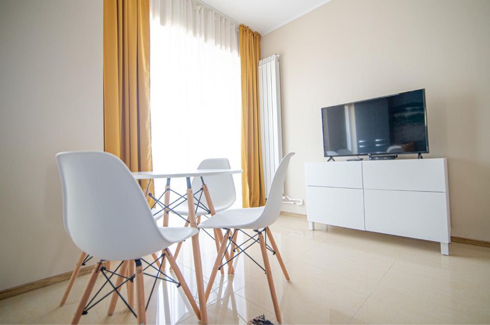 Apartament 2 camere , Mamaia central zona butoaie/ hotel Vega