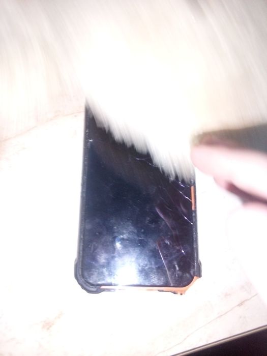 Telefon pentru piese.