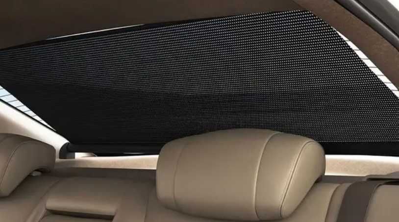 Шторка заднего стекла бу