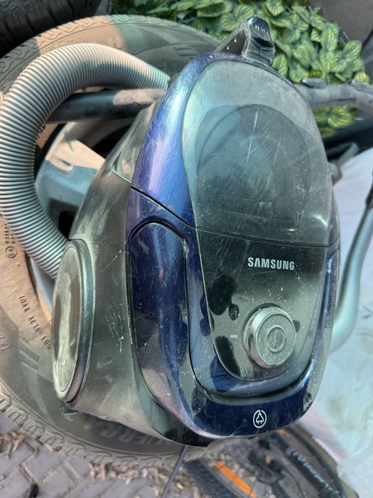 Пылесос на запчастьи