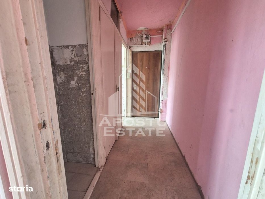 Apartament cu 2 camere de vanzare, Localitatea Deta, Judet Timis