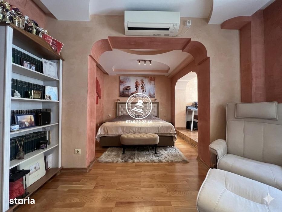 Apartament spectaculos, bloc tip vilă, Târgu Cucu
