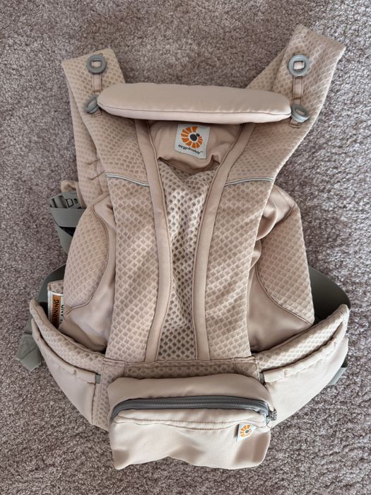 Ергономична раница за бебеносене Ergobaby Omni Breeze