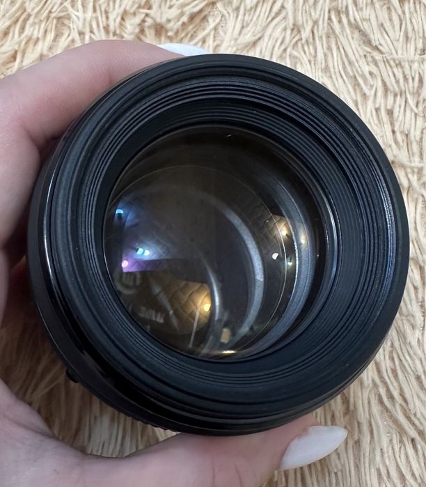 Объектив Canon ef 85 mm
