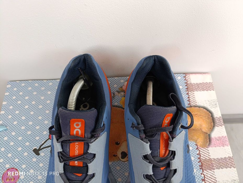 ''On Cloudstratus 2''оригинални маратонки 45.5 номер