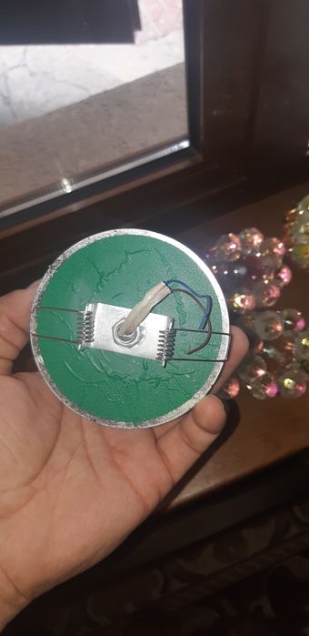 Galogen ishlidi holati yaxshi 11 ta dona bor