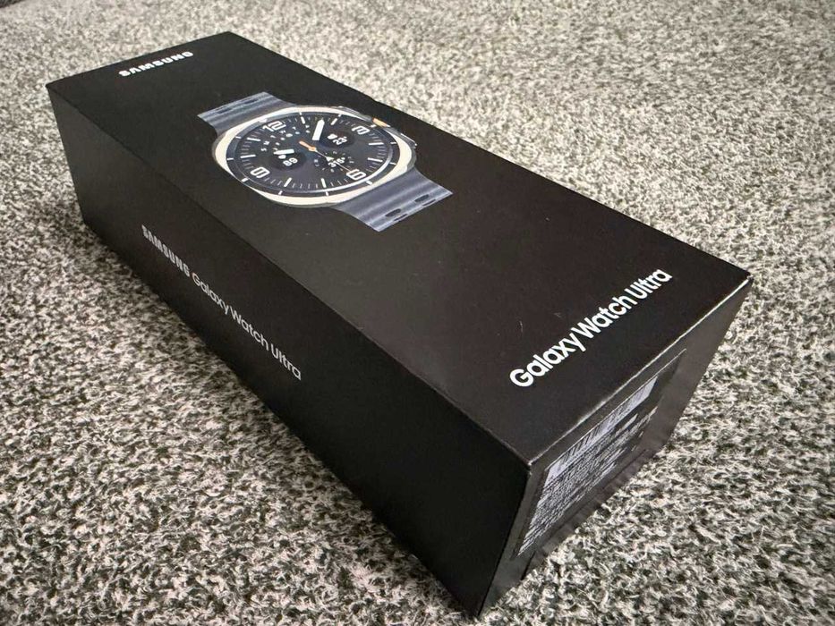 Samsung / Galaxy Watch Ultra / 2025 / Titanium Silver / LTE