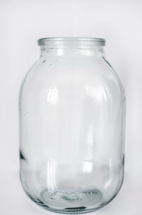 Банка стеклянная