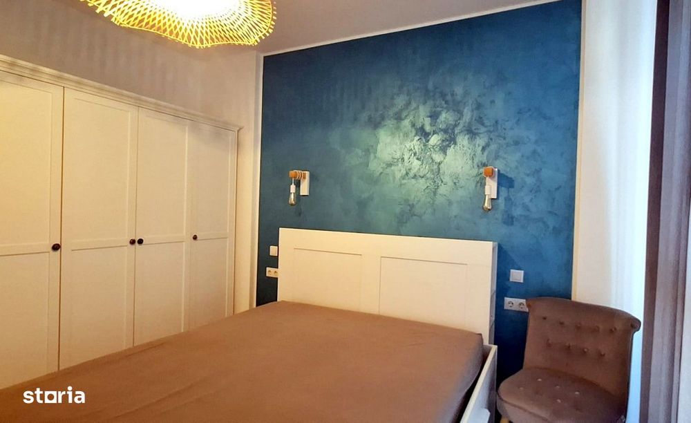 Inchiriere 3 camere lux, centru, parcare, prima inchiriere