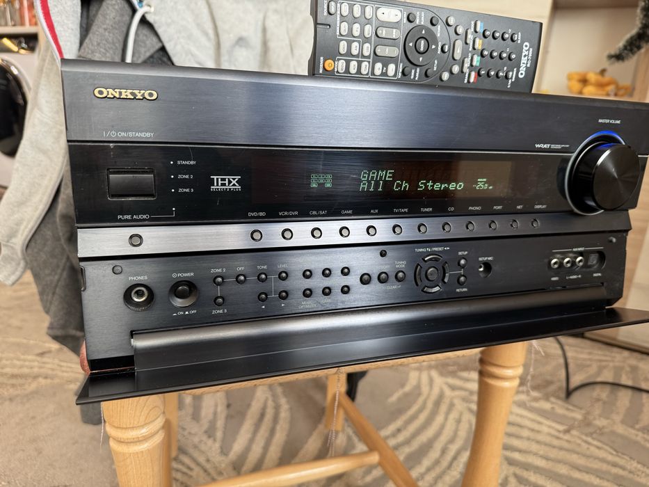 Onkyo TX-NR807 Качествен ресивър