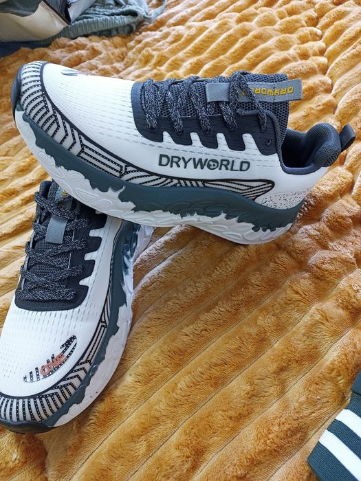 Pantofi sport Nr 42 /26,5 cm