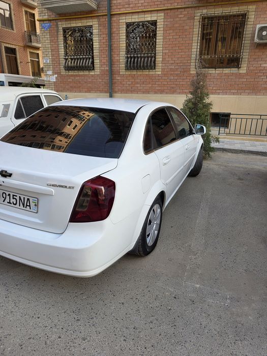 Jentra 2015 yil 4 ta yumshoq balon taqilgan metan ustanovka qilingan