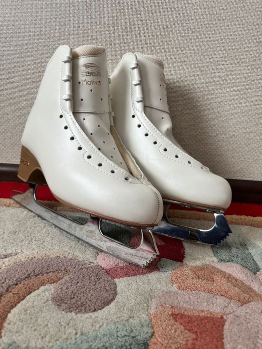 Коньки  Edea Motivo