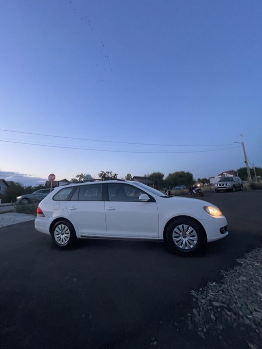 Volkswagen Golf 2011 diesel, 3.600 € — imagine 3