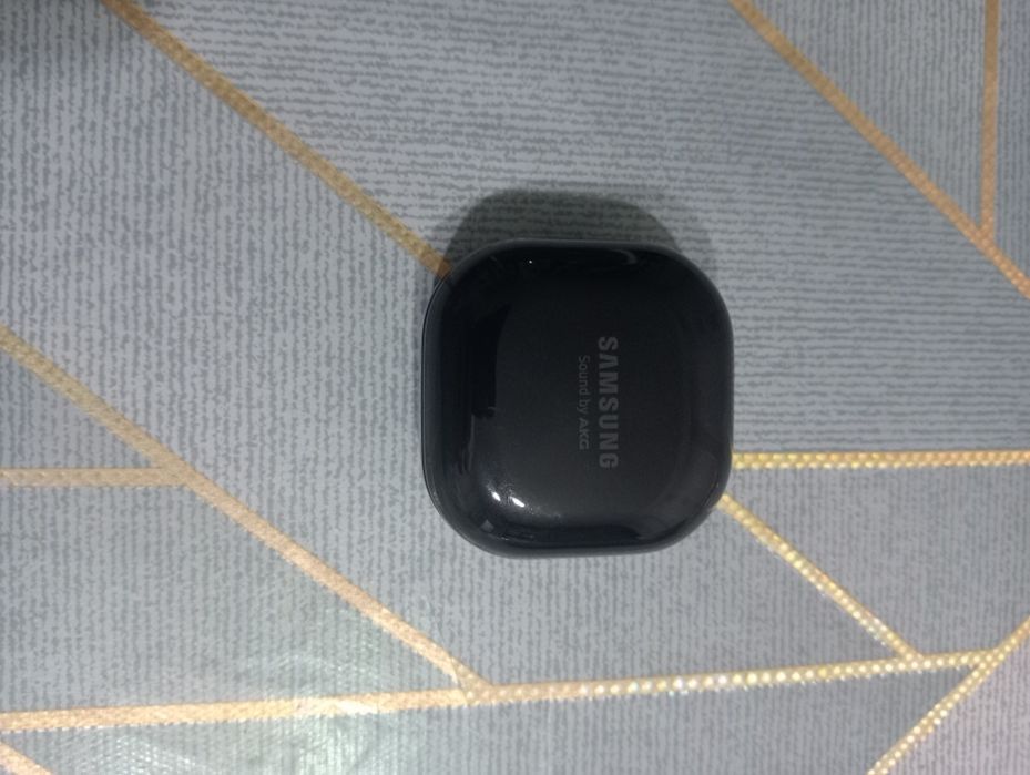 Headphone Samsung buds live