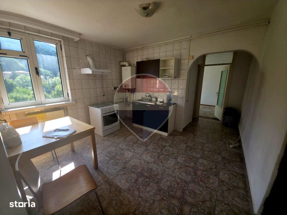 Apartament 2 camere de închiriat | Central Piatra-Neamț