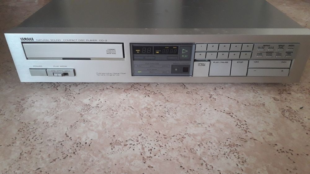 Player Yamaha CD-2  , Плеър Yamaha 1986 година . За части
