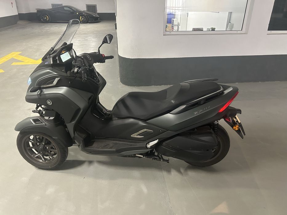 Motocicleta Yamaha Tricity 300cc permis cat. B
