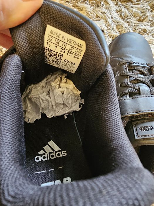 Sneakersi Adidas STAR WARS mas. 33, int. 20 cm