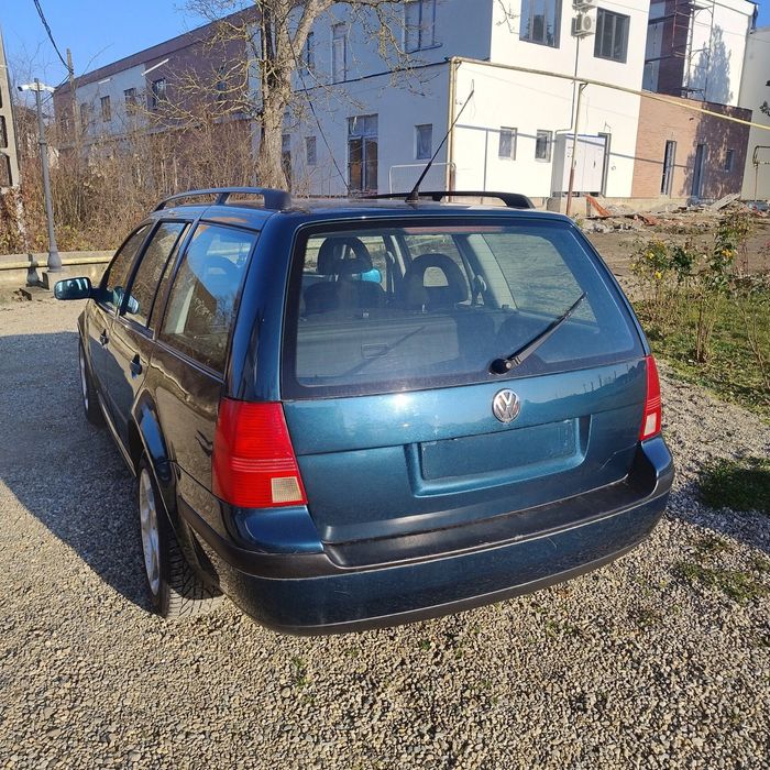 Vw Bora variant 1.6 benzină