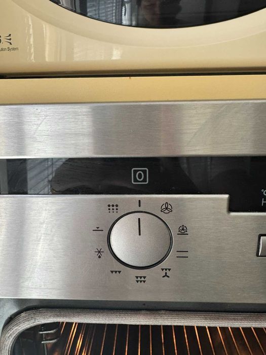 фурна за вграждане AEG