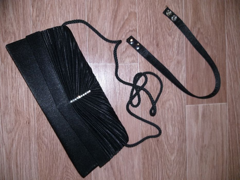 Продам новые сумочки.