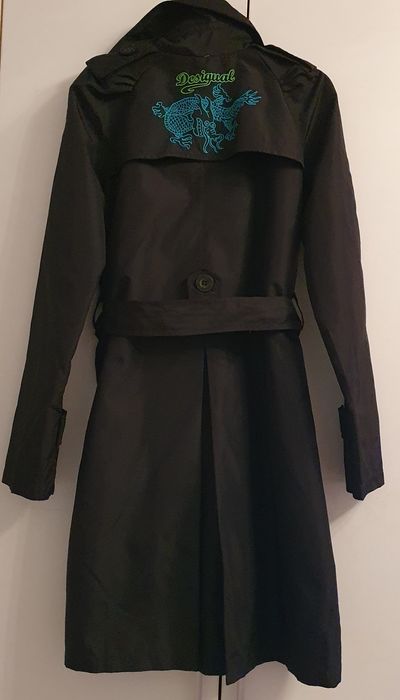 Trenci Desigual mas M