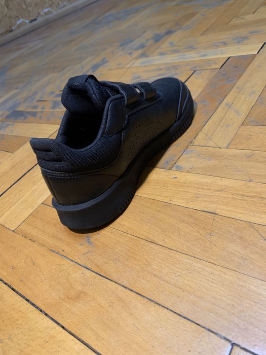 Кожени маратонки adidas