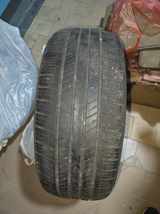 Шины летние на Камри 2 шт