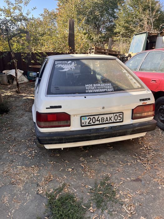 Мазда 323 по цене договоримся