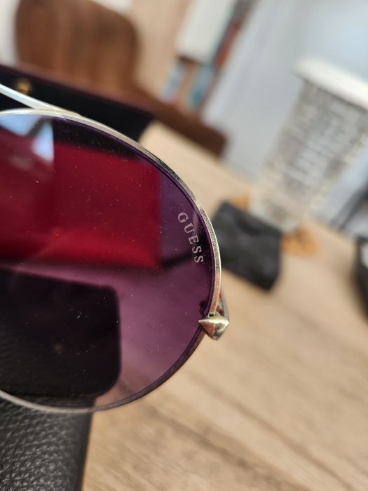 Слънчеви очила Guess