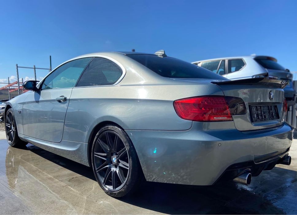Dezmembrez BMW 335d E92 Biturbo 286cp,M Pack,NAVI,Hi-Fi,volan M padele