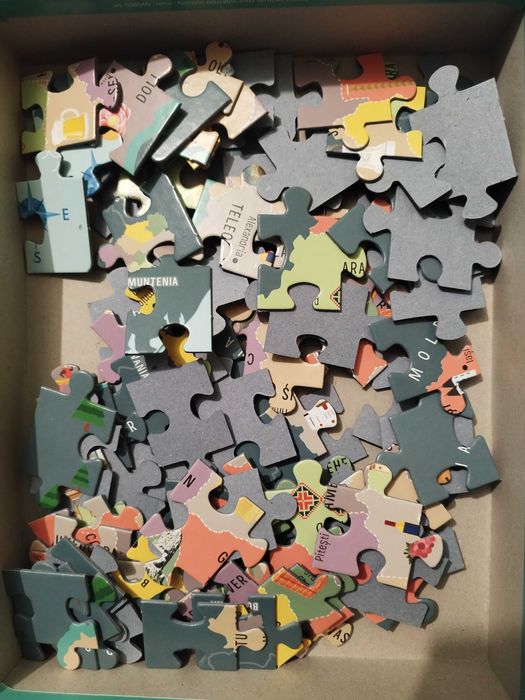 Puzzle "Să descoperim România"