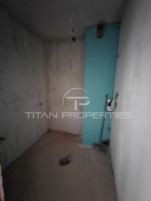 Продава се Тристаен апартамент в Пловдив, Младежки Хълм - 123 кв.м за 1830 €/кв.м - Снимка #6