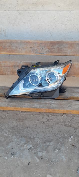 Фара Лексус оригинал.  Б.у