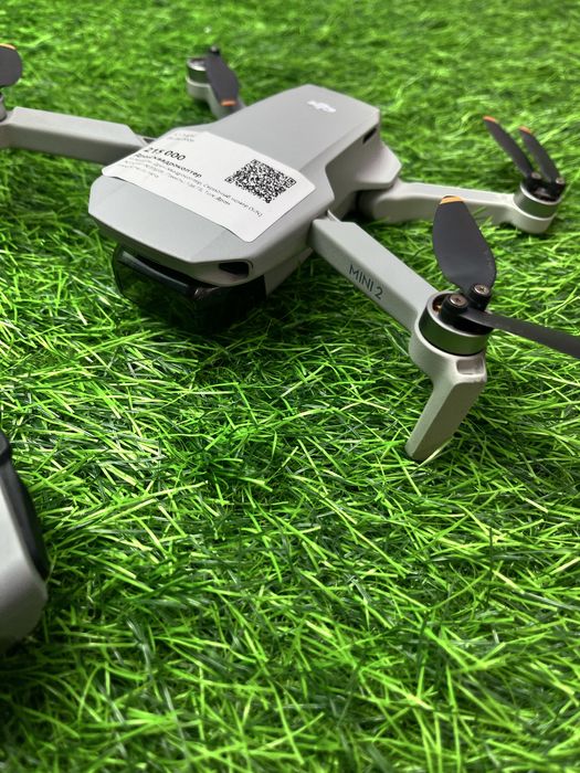 Дрон DJI mini 2
