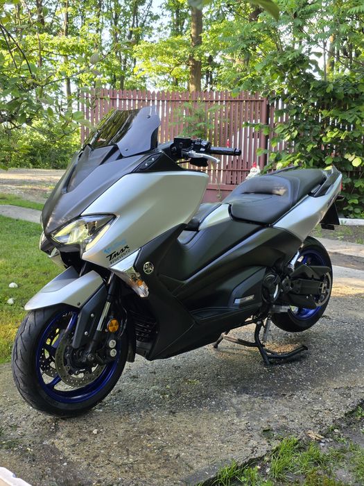 YAMAHA TMAX 530 2017 36mii km stare foarte buna