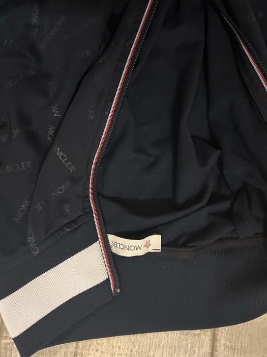 bluza moncler marimea L