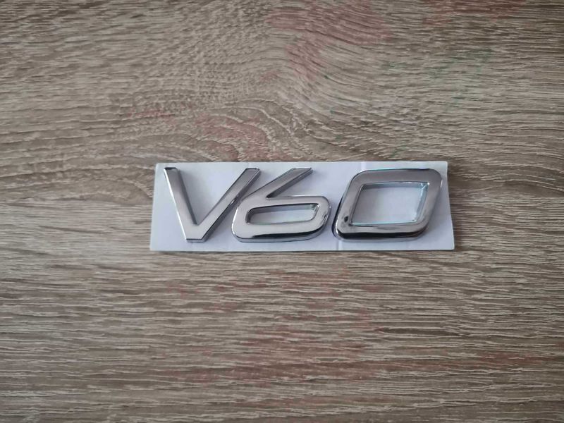 Волво Volvo V60 сребриста емблема лого