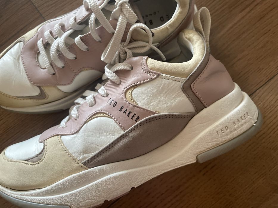 Ted baker кецове