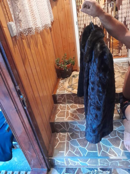 Haine din blana naturala